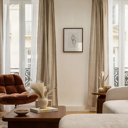 Champs Elysees Fancy 2bdr 6ppl *